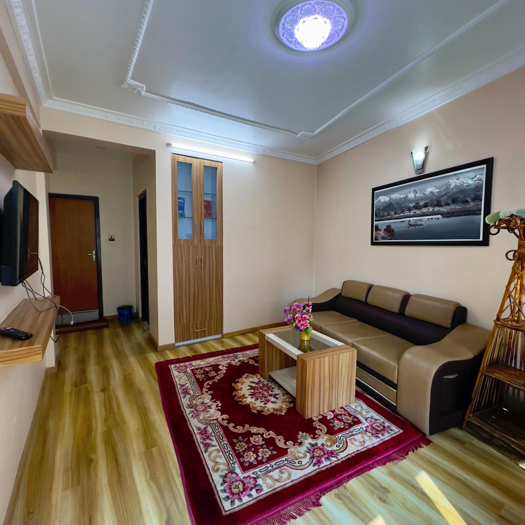House Of Forrest, Service Apartments Kathmandu Buitenkant foto
