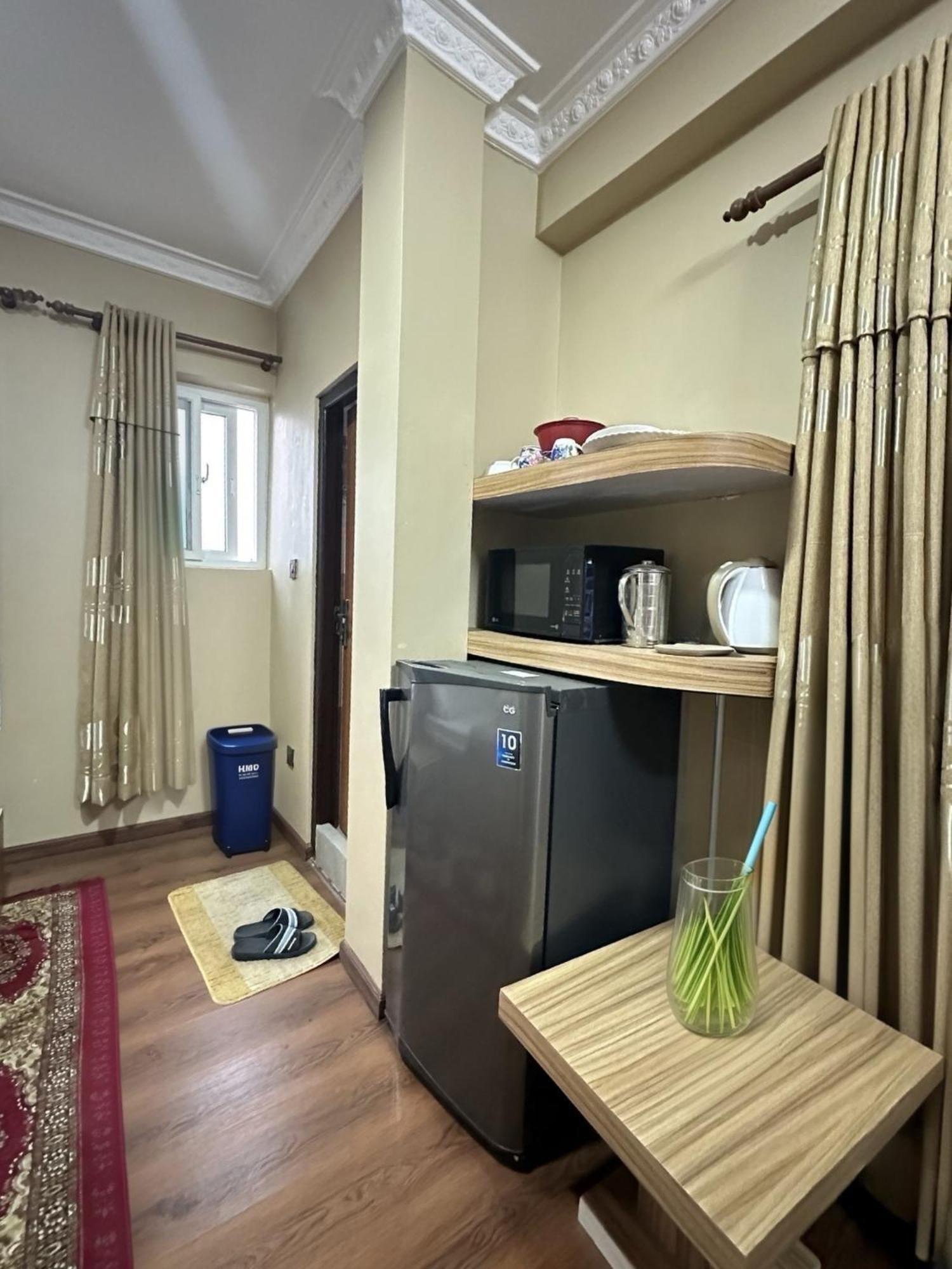 House Of Forrest, Service Apartments Kathmandu Buitenkant foto